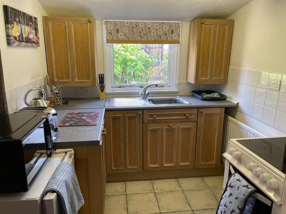 Ivy Cottage Salters Lode Екстериор снимка